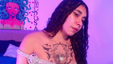 Snapshot of naomybenedetti chatting on January 11, 6:33 pm Nao online show from January 11, 6:33 pm