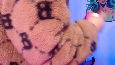 Snapshot of naomybenedetti chatting on September 16, 12:40 pm Nao online show from September 16, 12:40 pm