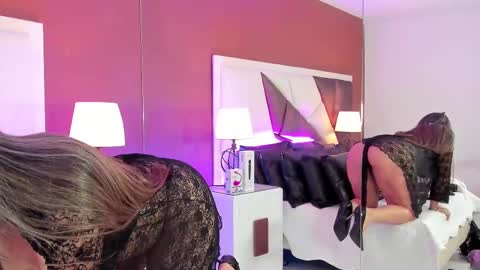 nao online show from February 15, 1:27 pm