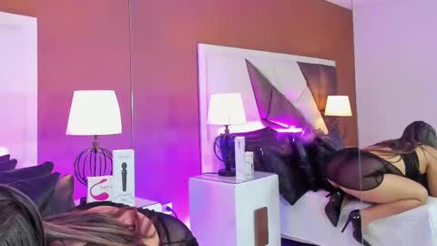 nao online show from February 17, 3:44 pm