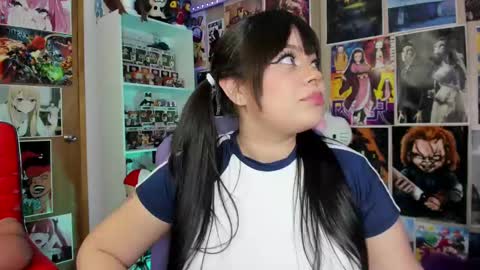Snapshot of naracosplay_ chatting on March 6, 8:41 am Nara online show from March 6, 8:41 am