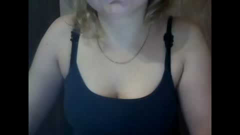 NarcisJill online show from December 17, 4:53 pm