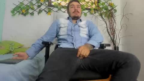 deibyd online show from December 1, 3:21 pm