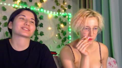Sleepinthegardn online show from September 20, 9:51 pm
