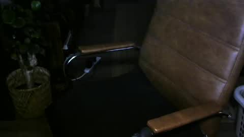 nareth338 online show from April 1, 1:01 pm