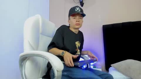 Nascary Fox online show from September 22, 8:02 pm