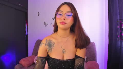 Snapshot of nasha_abby chatting on March 12, 7:14 pm Call me Nasha online show from March 12, 7:14 pm