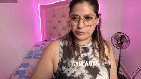 Nasly batista  online show from October 24, 9:59 pm