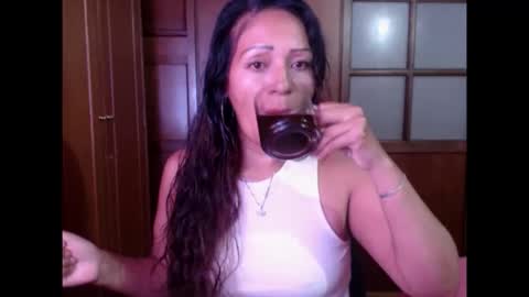 Nasly Cute online show from December 17, 2:51 am