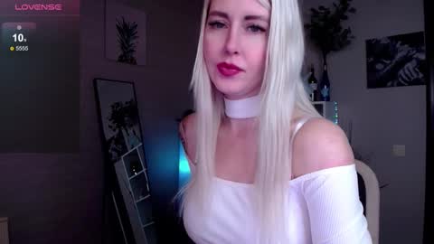 Snapshot of nastasya_cute chatting on March 12, 1:58 am Nastya online show from March 12, 1:58 am