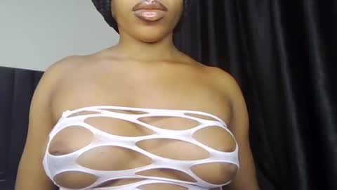 Mirabel online show from June 28, 10:06 pm