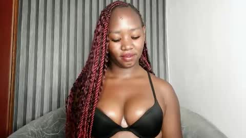Tessy online show from May 12, 12:08 am