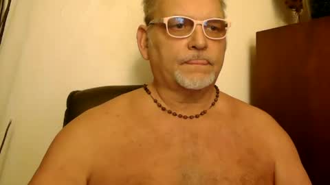 Daddy online show from February 4, 12:40 am