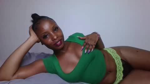 nastyivy1 online show from April 18, 7:10 am