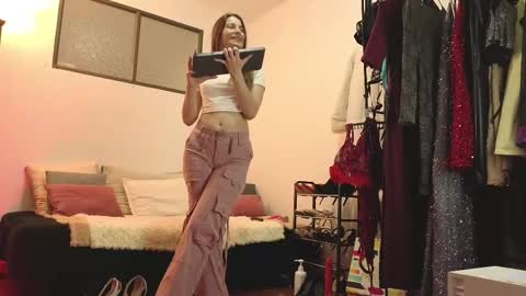 NataKinski online show from March 19, 9:31 pm