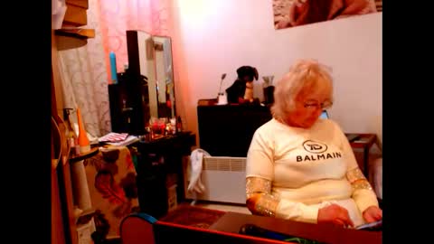 natali online show from February 19, 8:55 am