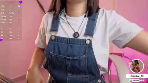 natalia andrea online show from June 26, 11:10 pm