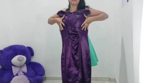 nataliavela online show from May 17, 11:03 pm