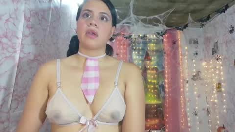 nataliavela online show from October 12, 10:08 am