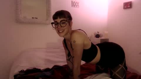 Natalie Six online show from November 10, 5:21 am