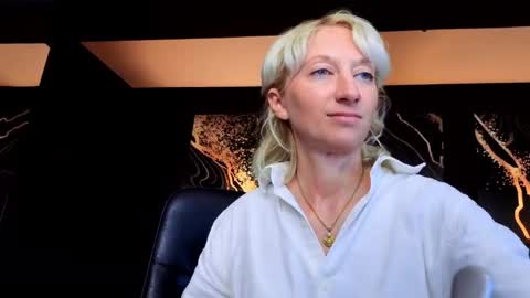 Natalie online show from May 25, 9:04 am