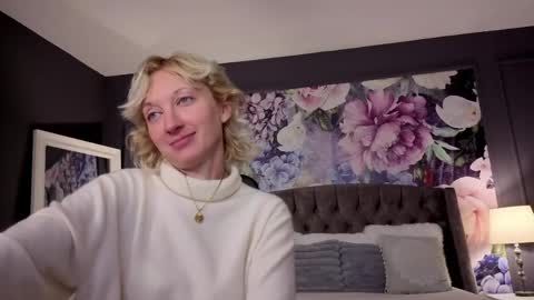 Natalie online show from May 14, 7:17 am