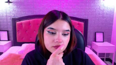 natalie  online show from October 15, 3:10 am