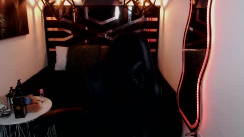 natalie  online show from April 13, 7:51 pm