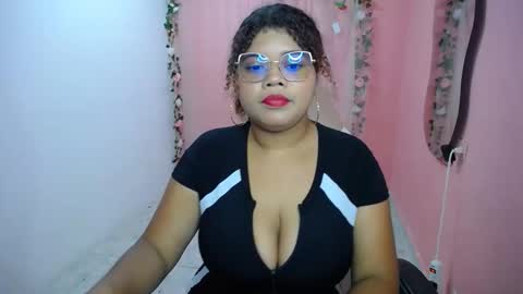 natalie_tits1 online show from October 9, 7:30 pm