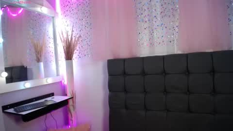 natalliapradas online show from September 26, 8:39 pm