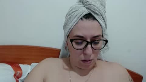 natally online show from December 3, 12:13 pm