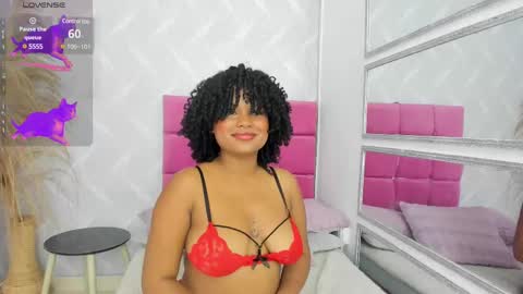 Snapshot of nataly_velez chatting on March 8, 4:06 pm Naty online show from March 8, 4:06 pm