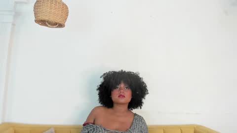 Snapshot of nataly_velez chatting on March 9, 4:44 pm Naty online show from March 9, 4:44 pm