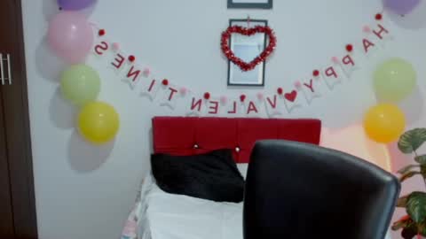 Nataly Escobar online show from September 11, 12:28 pm