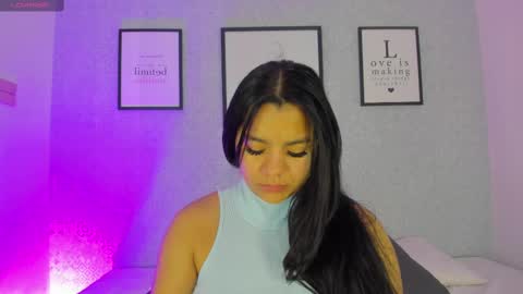 Snapshot of natasha_harpper chatting on March 5, 10:55 am Natasha online show from March 5, 10:55 am
