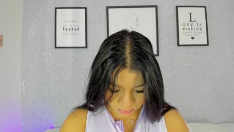 Snapshot of natasha_harpper chatting on February 4, 10:54 am Natasha online show from February 4, 10:54 am