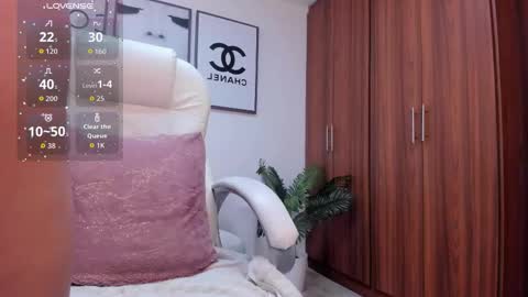 natasha kiim online show from October 2, 3:38 am