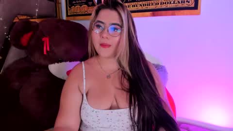 Snapshot of natashamendoza23 chatting on January 5, 9:14 pm Natasha online show from January 5, 9:14 pm