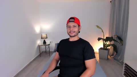 Nate Ocean online show from December 18, 1:45 am