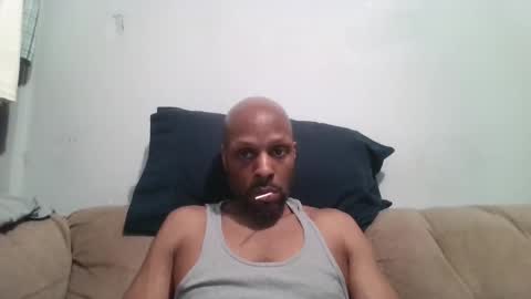 natedoggie07 online show from January 17, 2:08 am