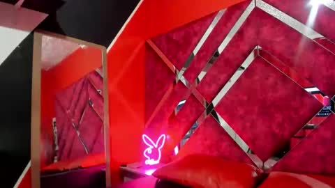 nathacha_bliss online show from April 15, 9:04 pm