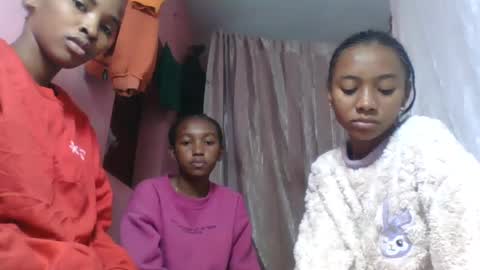 nathalia069 online show from August 7, 8:01 am