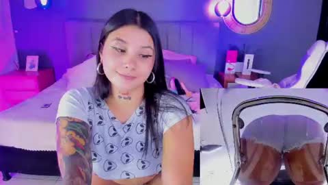 nathalia stone  online show from June 11, 1:05 am