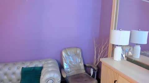 nathalie rossel online show from February 14, 7:49 pm