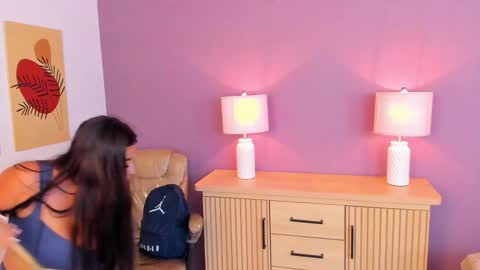 Snapshot of nathalie_rossel chatting on February 2, 1:23 am nathalie rossel online show from February 2, 1:23 am