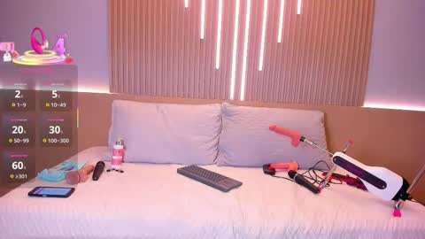 ... Nathaly ... online show from September 27, 9:01 pm