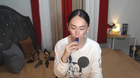 Snapshot of nathalyastone chatting on February 22, 12:40 pm SWEET NATHALYA online show from February 22, 12:40 pm