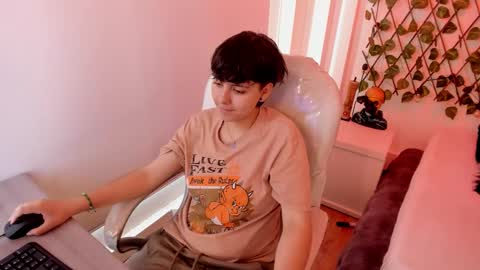 nathalyy_ds online show from December 15, 7:54 pm