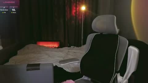 This name is so sexy you cant pronounce it. online show from July 30, 9:04 pm