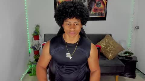 Snapshot of nathan_sexy247 chatting on February 20, 2:35 pm Nathan online show from February 20, 2:35 pm